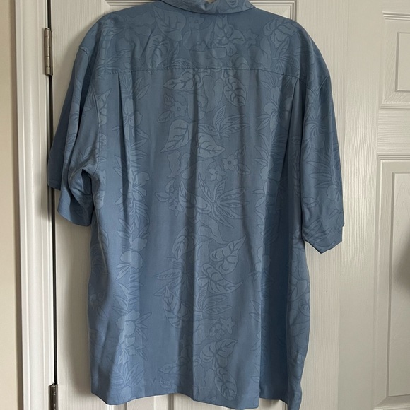 NWT Tommy Bahama 100% Silk Palms Over Paradise Short Sleeve XL Button Shirt - Picture 9 of 11